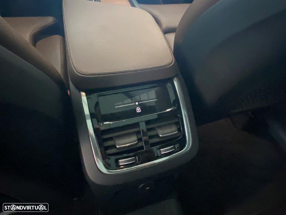 Volvo XC 90 2.0 T8 PHEV Inscription AWD - 14