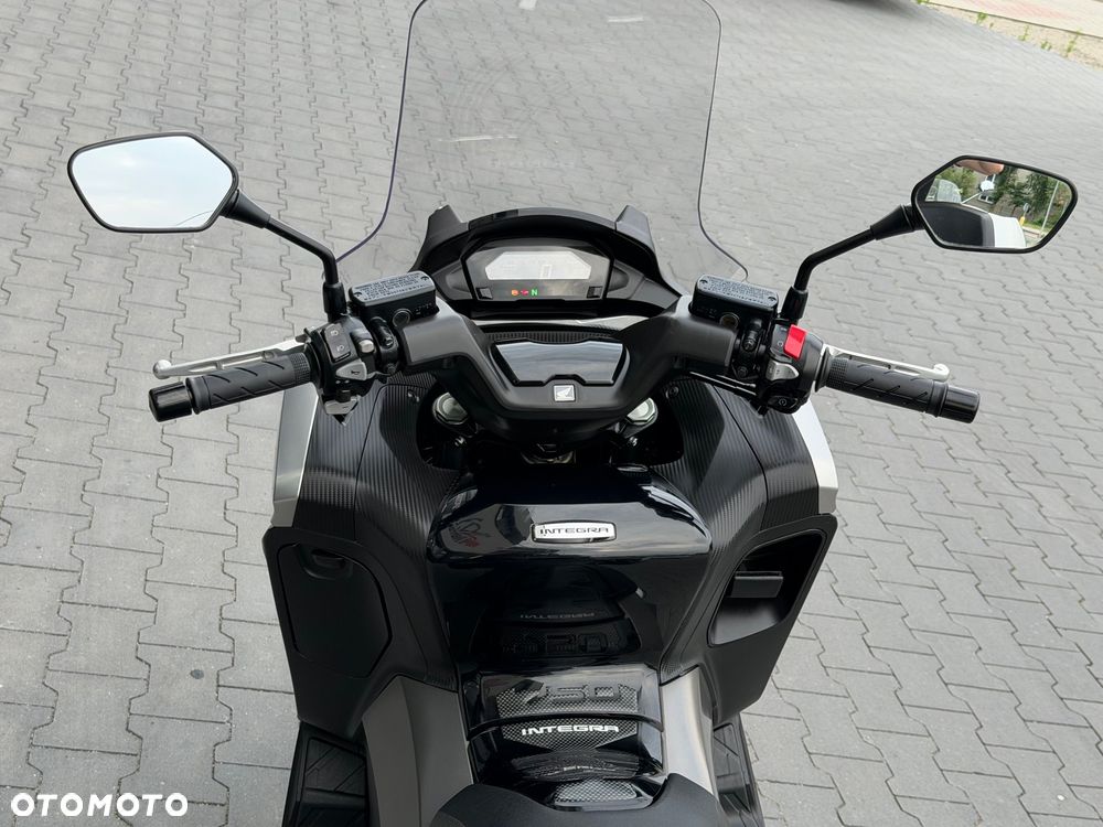 Honda NC - 22