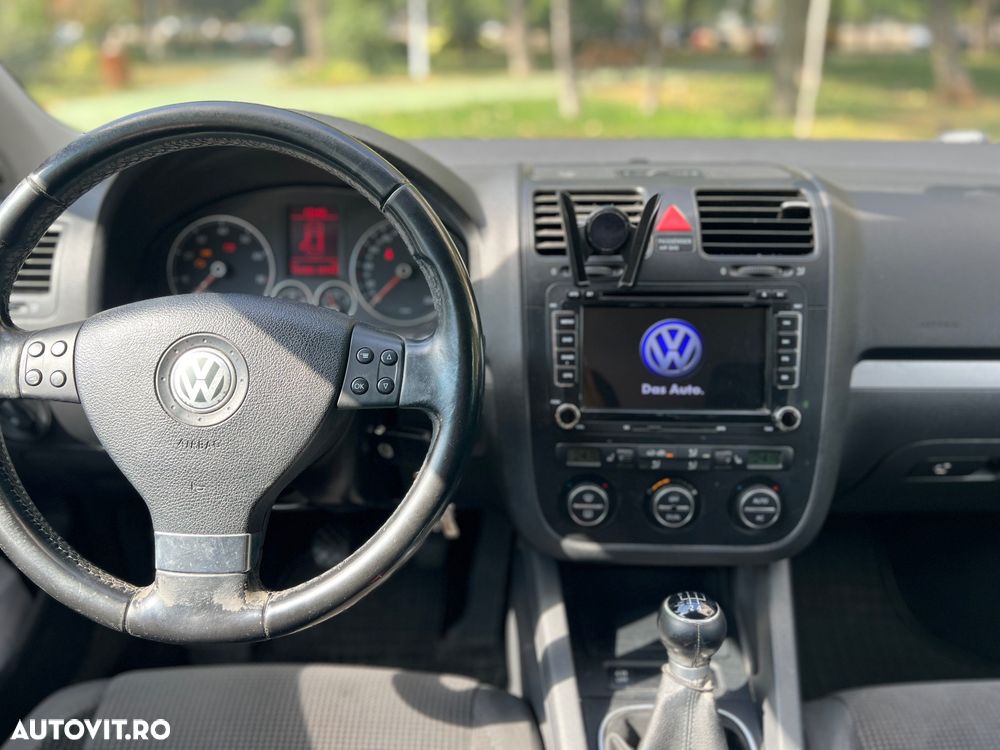 Volkswagen Jetta 1.6 Comfortline - 7