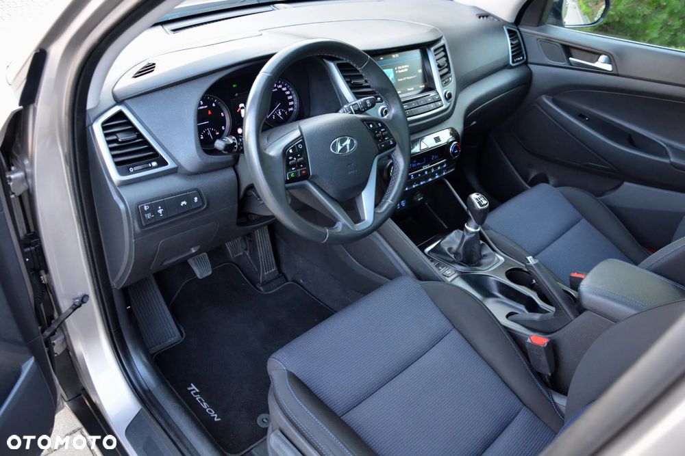 Hyundai Tucson blue 1.7 CRDi 2WD Passion Plus - 18