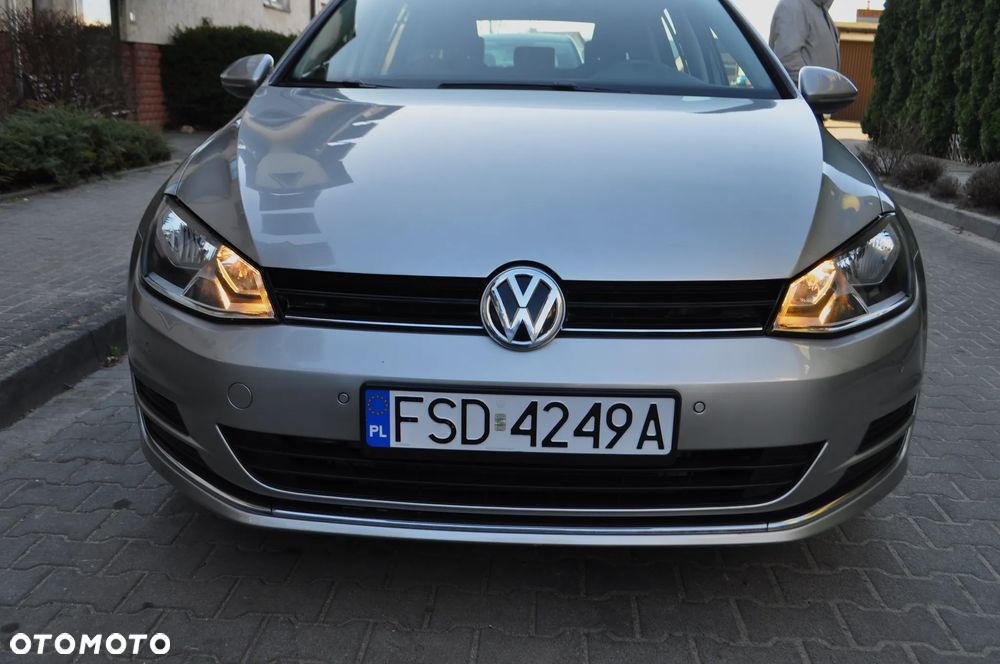 Volkswagen Golf 1.2 TSI BlueMotion Technology Comfortline - 31