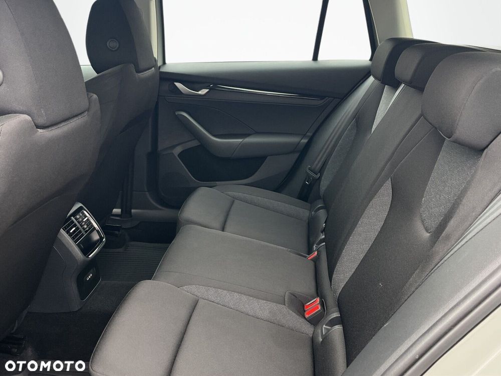 Skoda Octavia 1.5 TSI mHEV Essence DSG - 15
