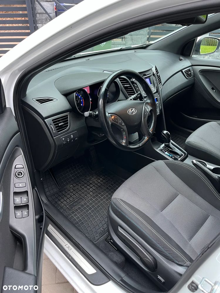 Hyundai i30 blue 1.6 GDI DCT Passion - 10