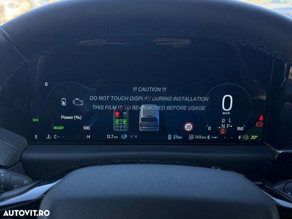 Ford Tourneo Custom - 25