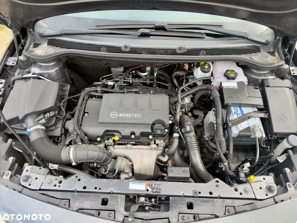 Opel Astra 1.4 Turbo Color Edition - 20
