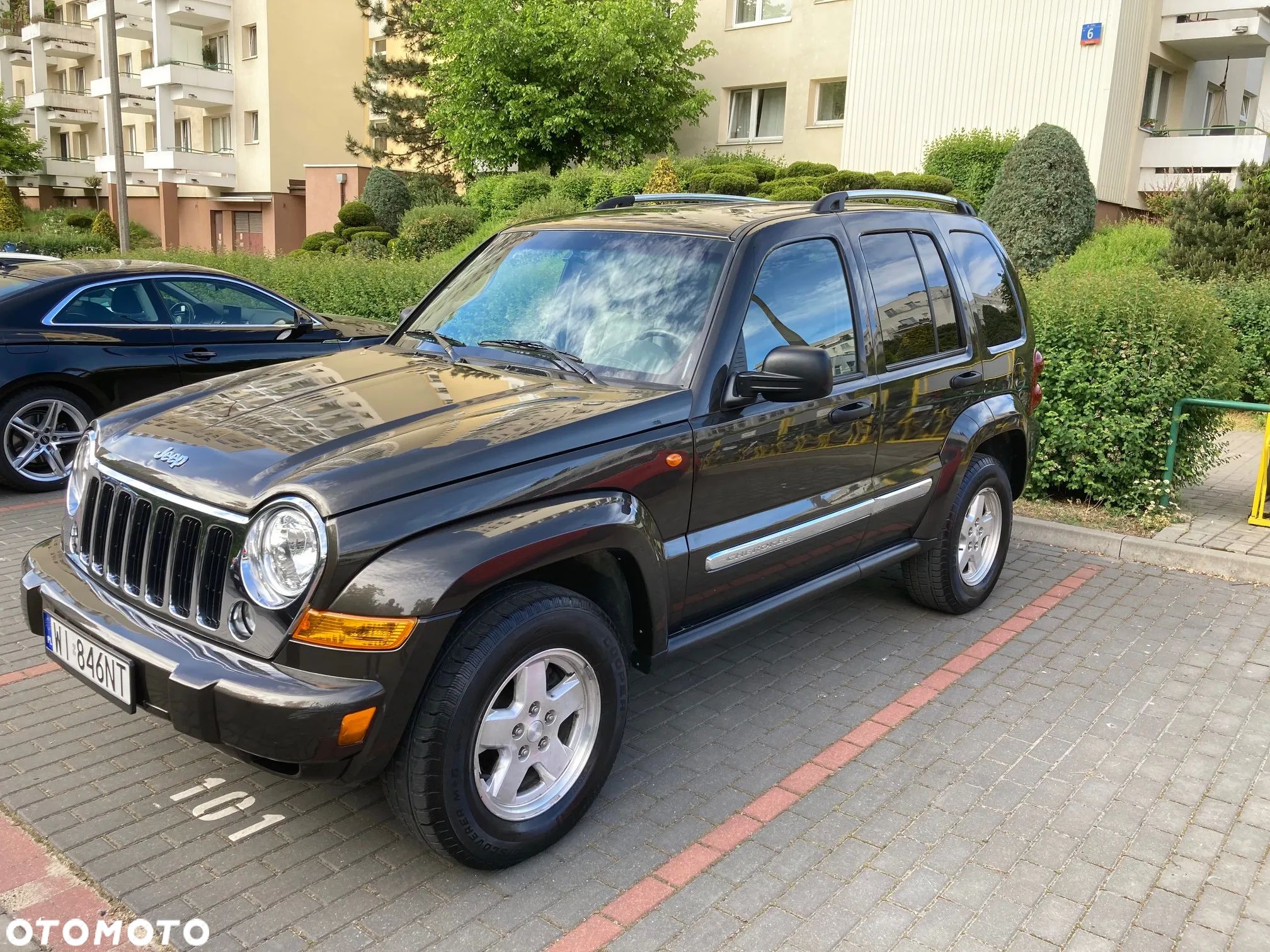 Jeep Cherokee 3.7L Limited - 1
