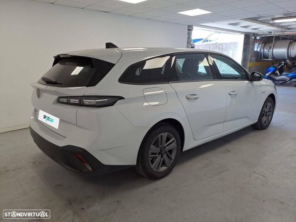 Peugeot 308 1.2 Hybrid Style e-DCS6 - 4