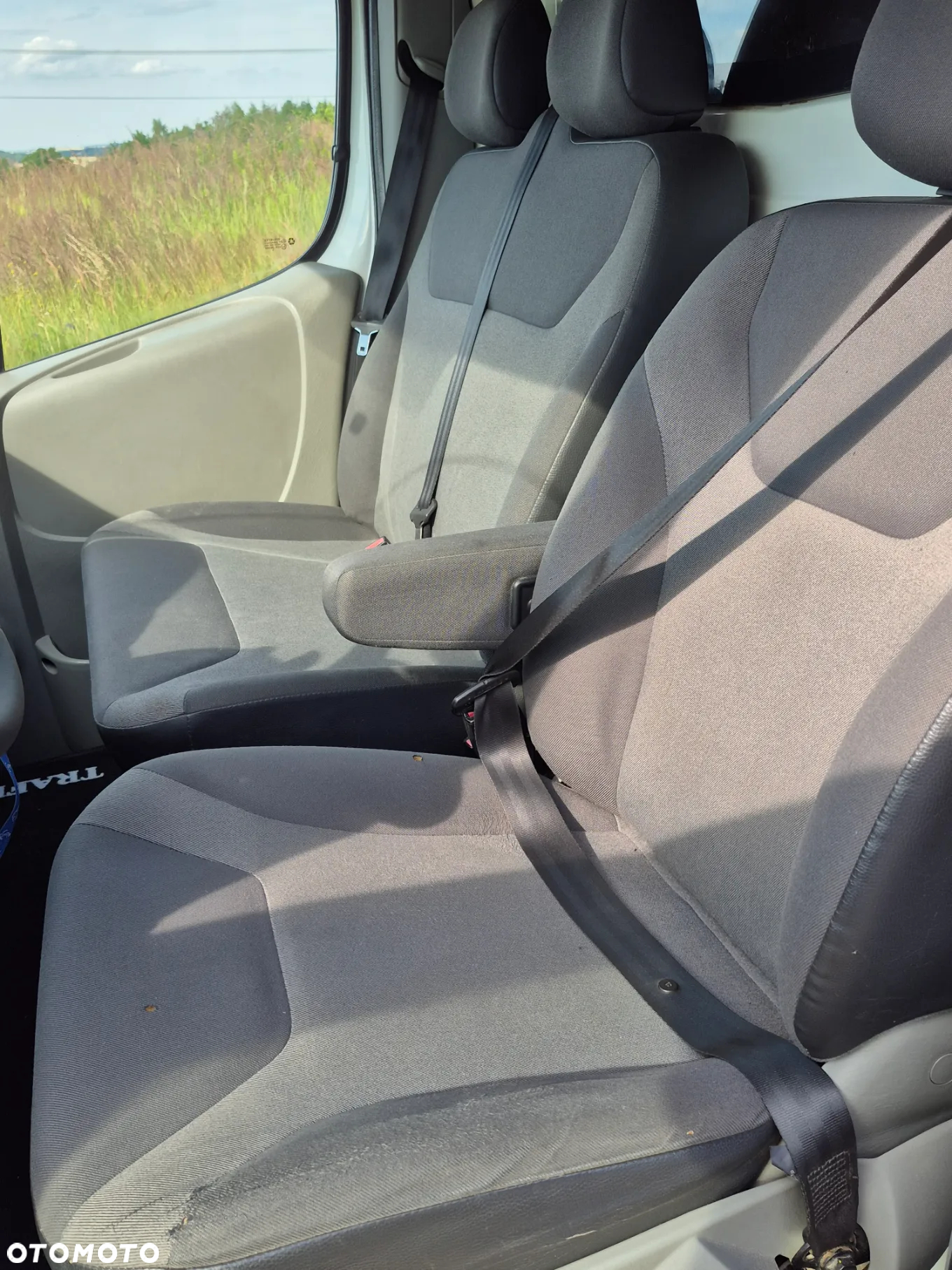 Renault Trafic 2.0 dCi 115 Combi L2H1 - 9