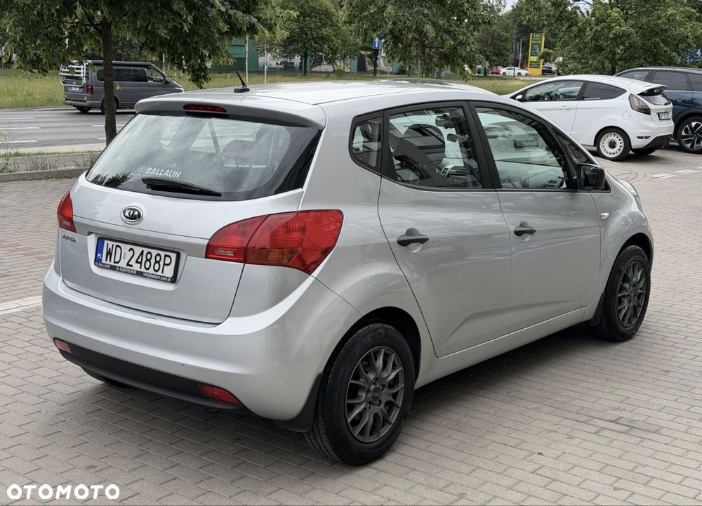 Kia Venga - 3