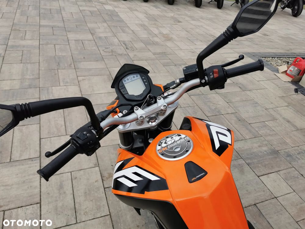 KTM Duke - 16