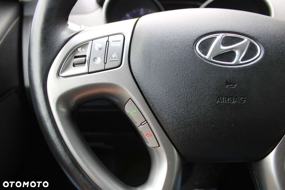 Hyundai ix35 2.0 CRDi 4WD Automatik Premium - 32