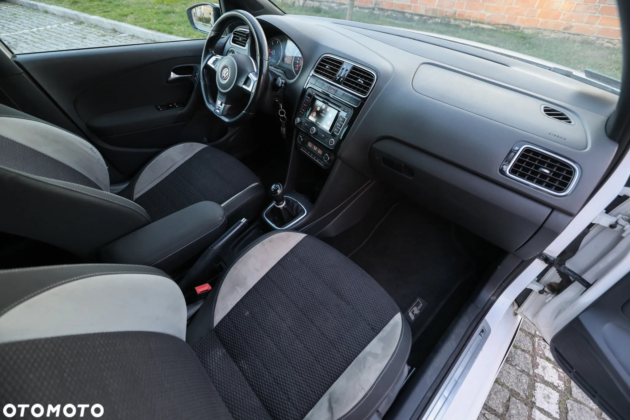 Volkswagen Polo - 28