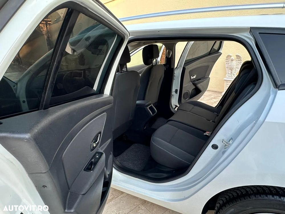 Renault Megane - 8