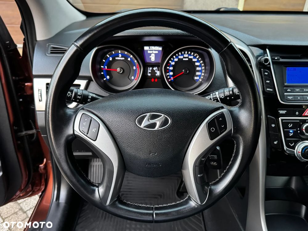 Hyundai i30 1.6 CRDi Comfort - 9