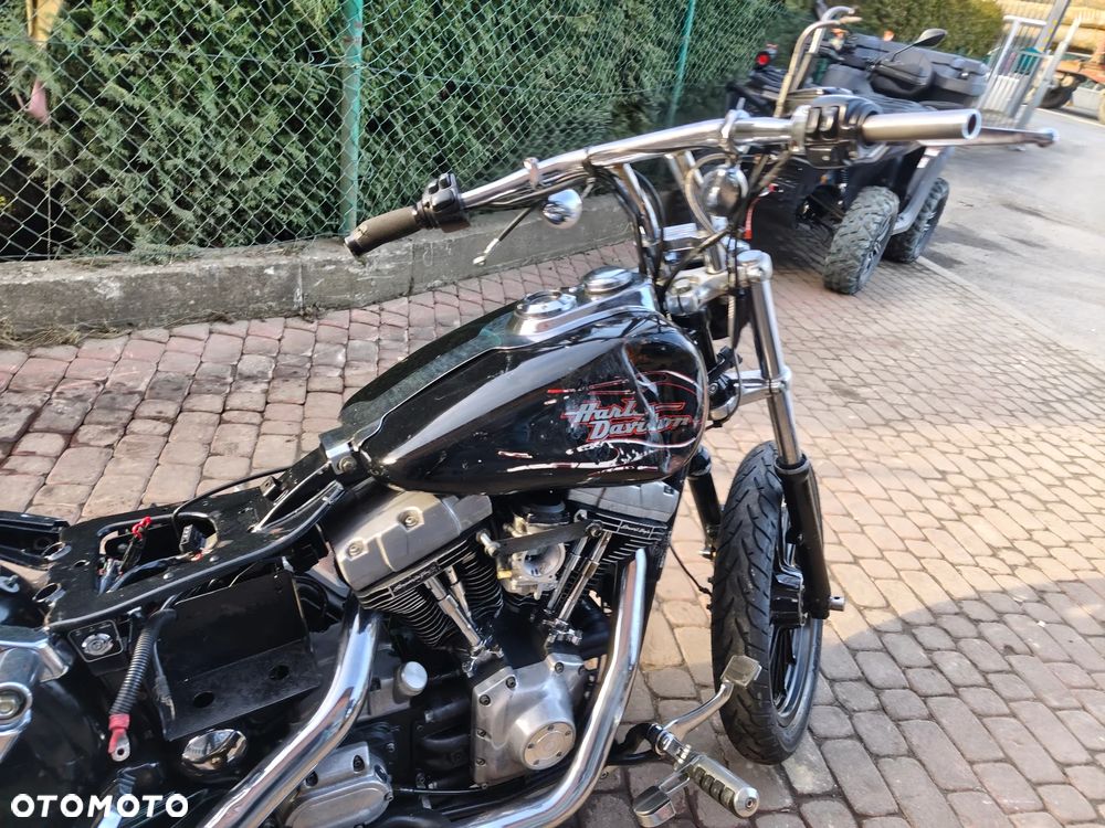 Harley-Davidson Dyna Super Glide - 24