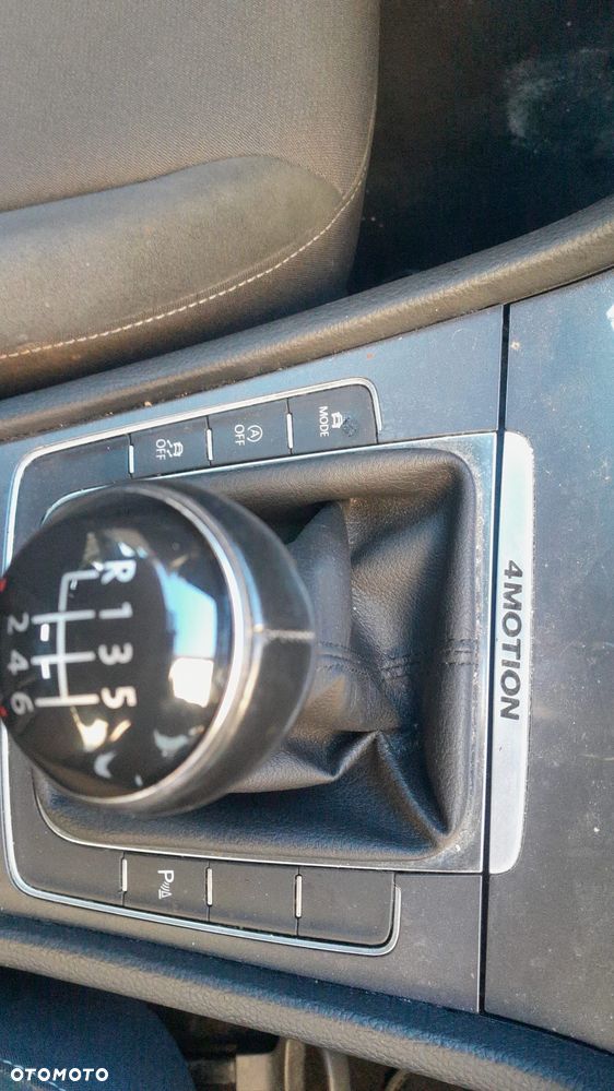 Volkswagen Golf Alltrack - 32