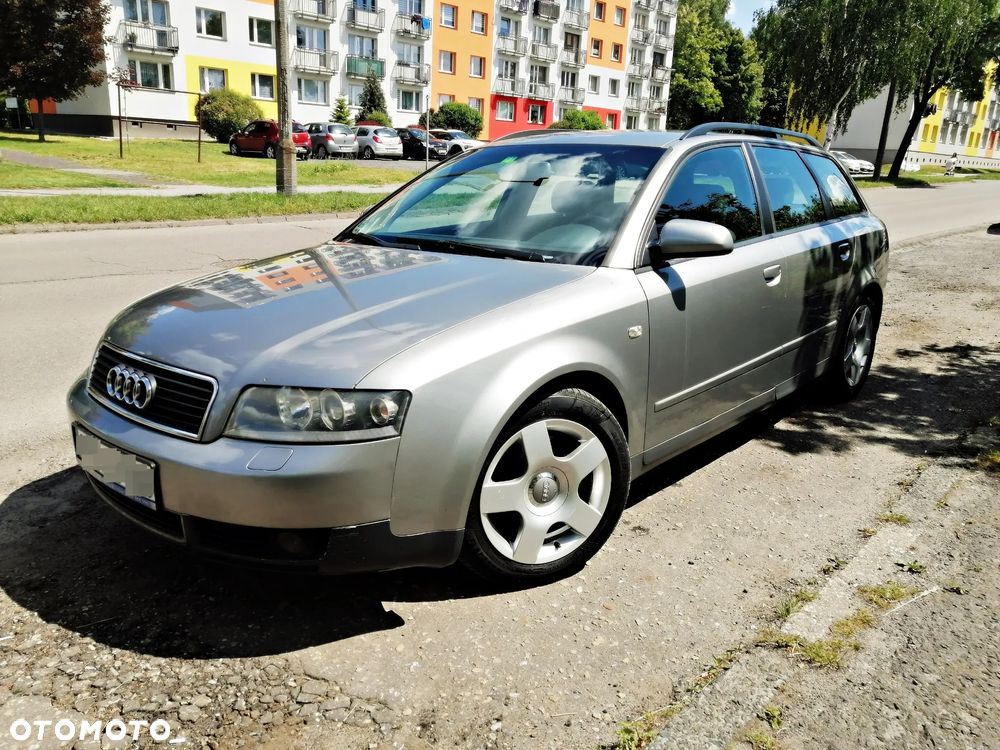 Audi A4 Avant 2.4 - 1