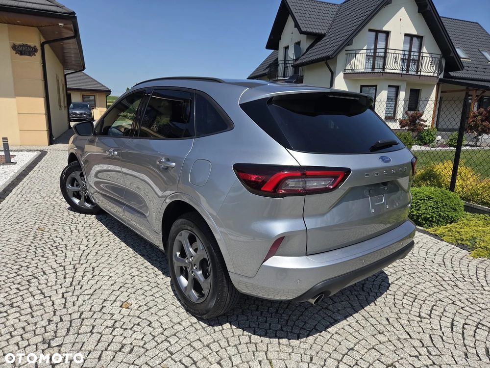 Ford Kuga - 15