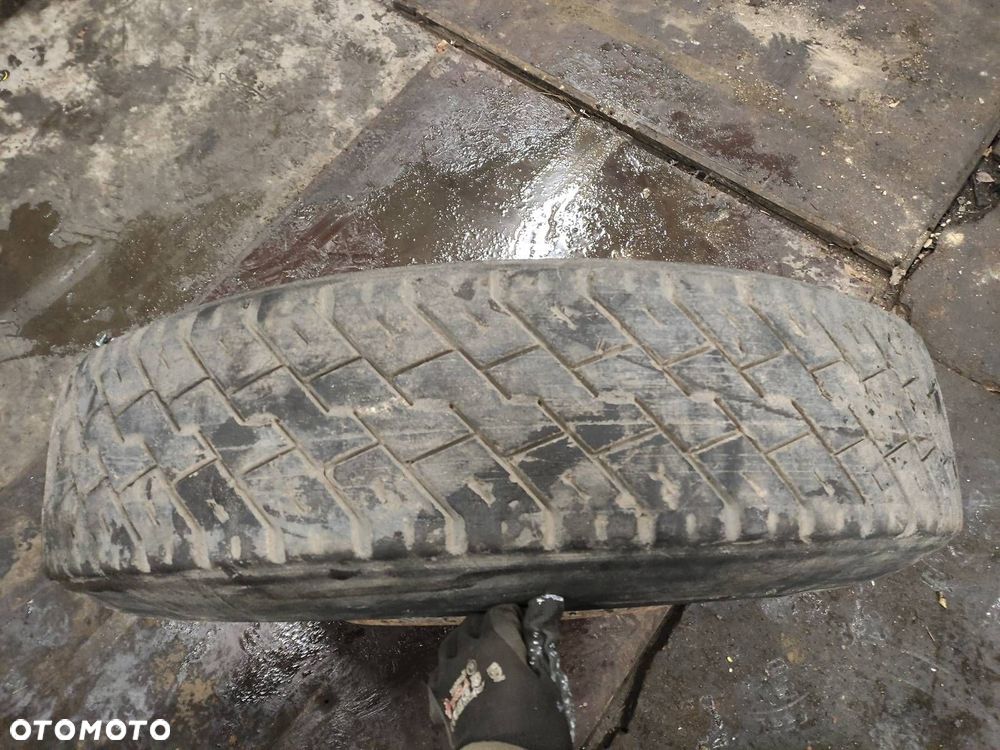 OPONA + FELGA MATADOR 11R22,5 2008R FELGA 22,5X - 6