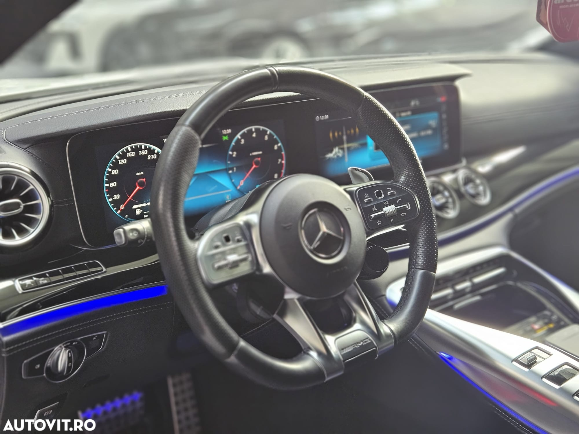 Mercedes-Benz AMG GT - 14