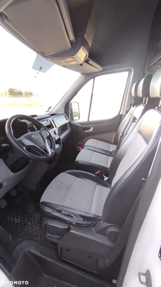 Hyundai H350 - 6