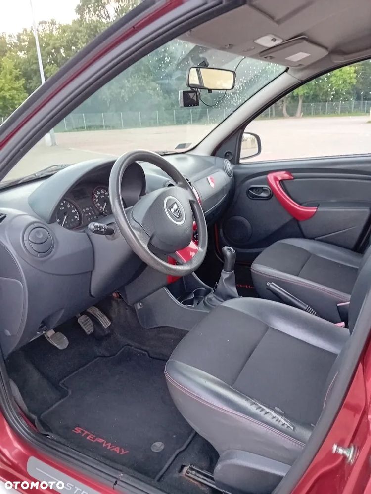 Dacia Sandero Stepway2 1.6 - 5