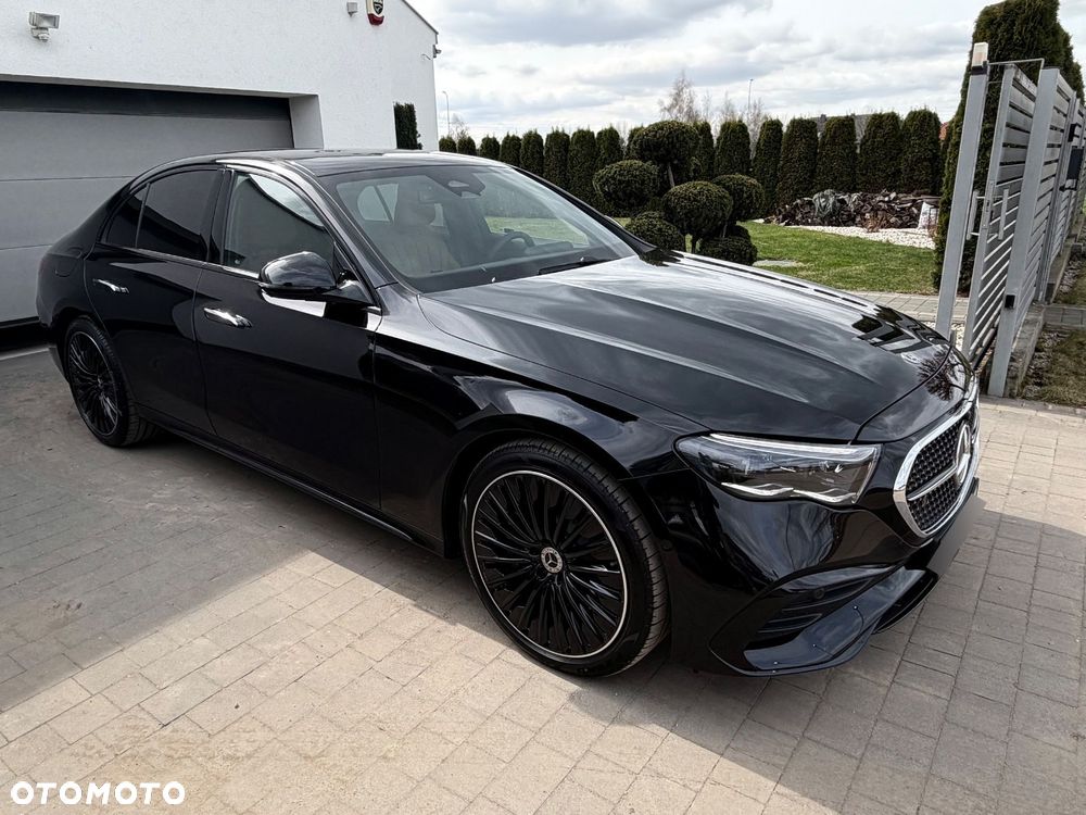 Mercedes-Benz Klasa E 220 d 4-Matic AMG - 1