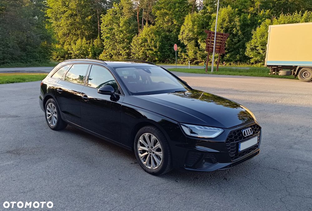 Audi A4 Avant 35 TDI mHEV S Line S tronic - 9