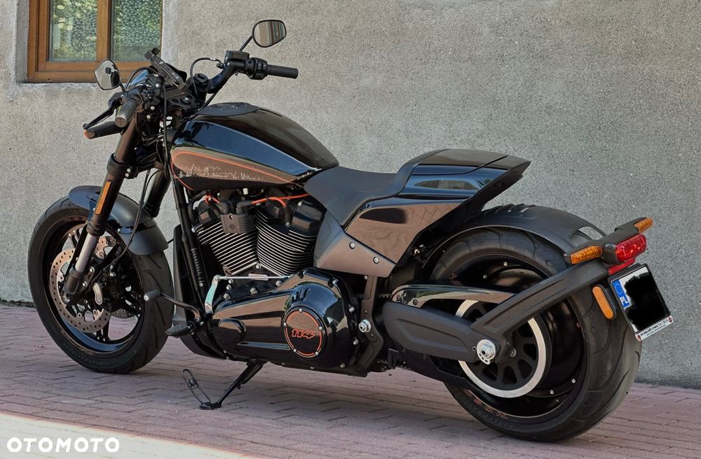 Harley-Davidson Softail FXDR - 2