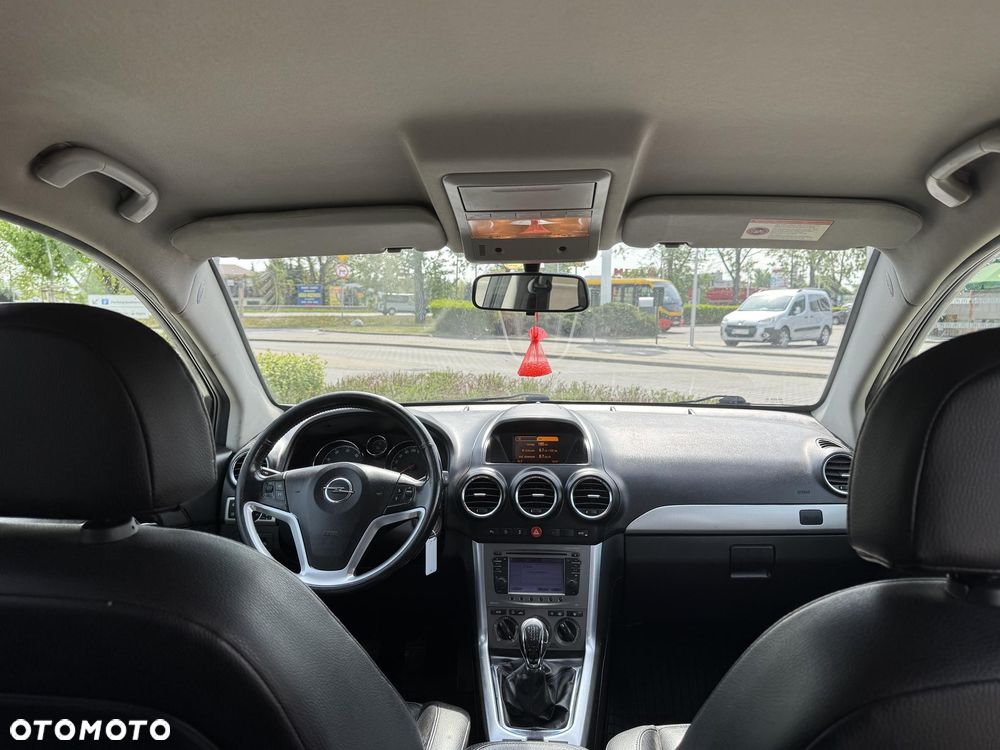 Opel Antara - 16