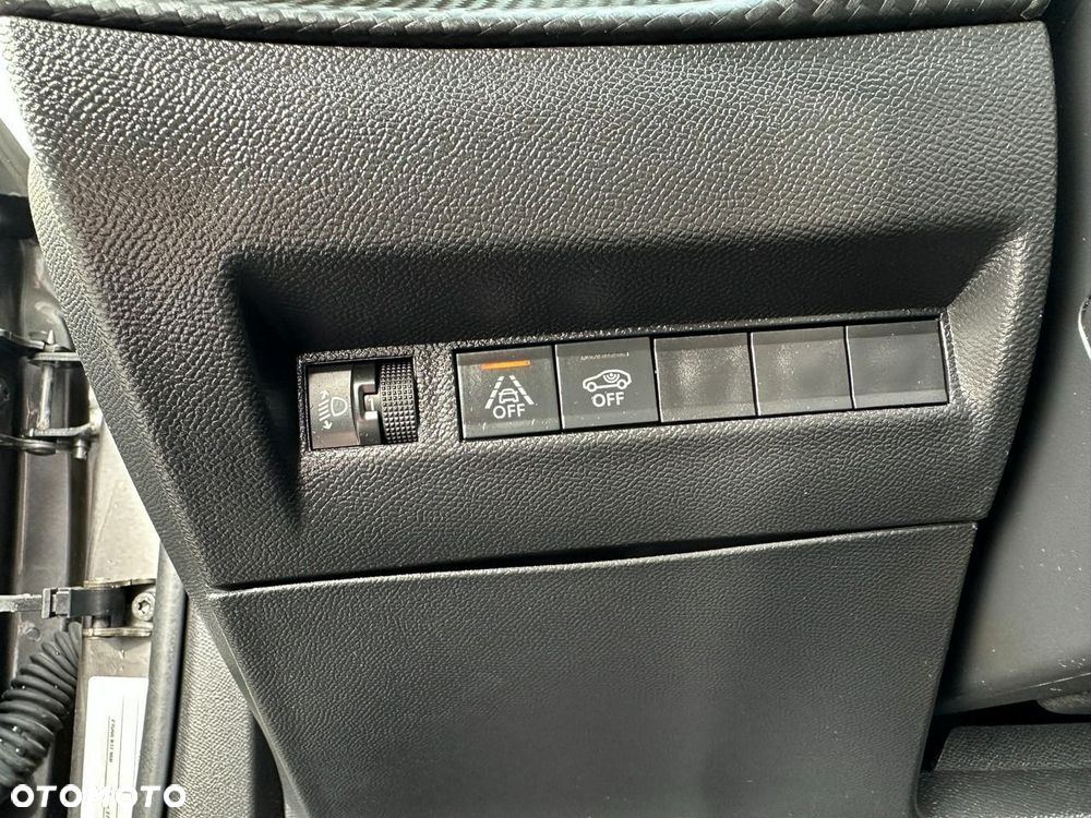 Peugeot 2008 1.2 PureTech Active S&S EAT8 - 25