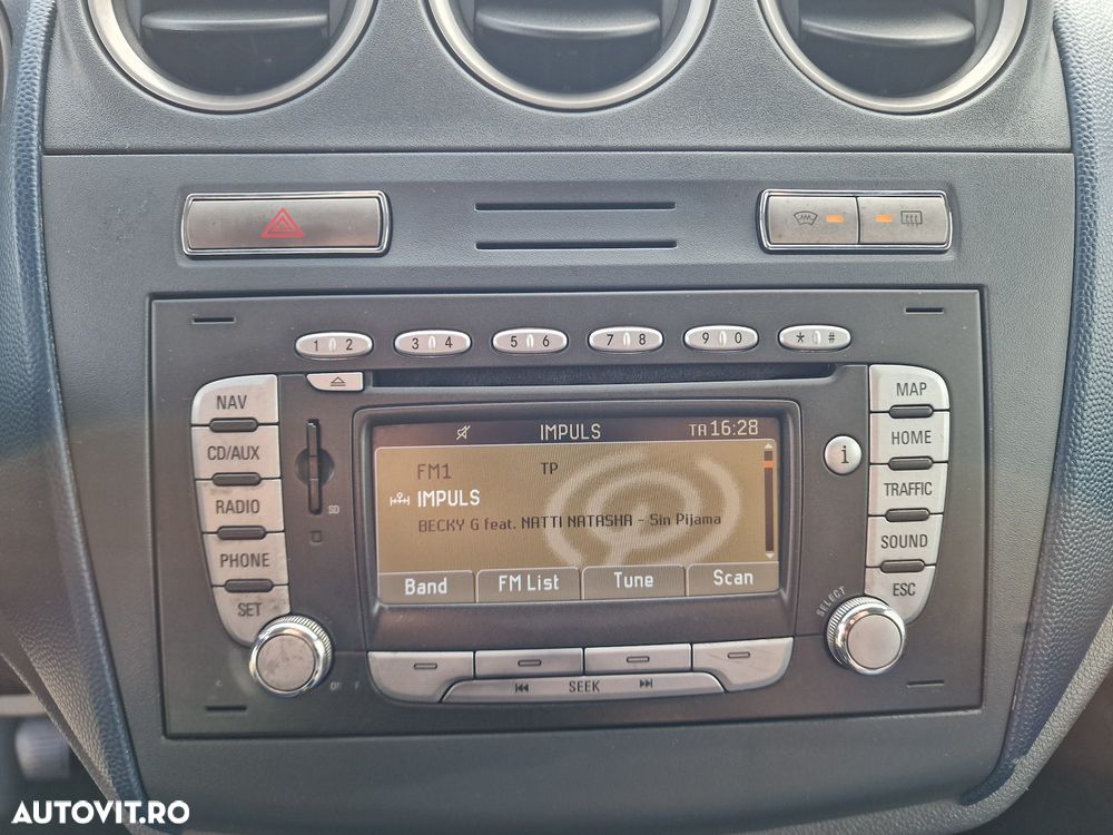 Ford Transit Connect - 9