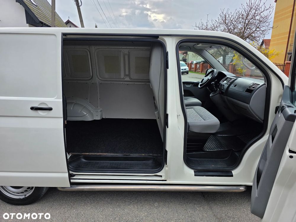 Volkswagen Transporter T5 - 20