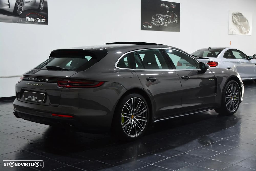 Porsche Panamera Sport Turismo Turbo S E-Hybrid - 14