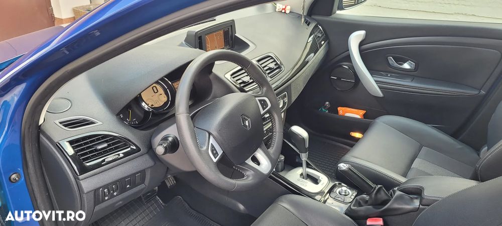 Renault Megane dCi 110 FAP EDC Bose Edition - 10