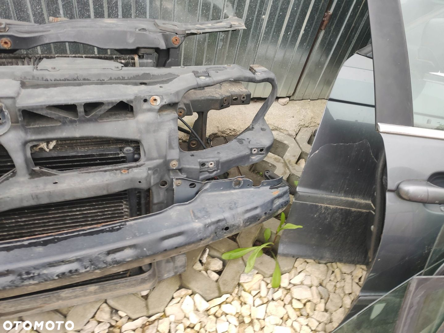 PAS PRZEDNI BELKA VW GOLF IV CHŁODNICE WENTYLATOR 1J0 - 10