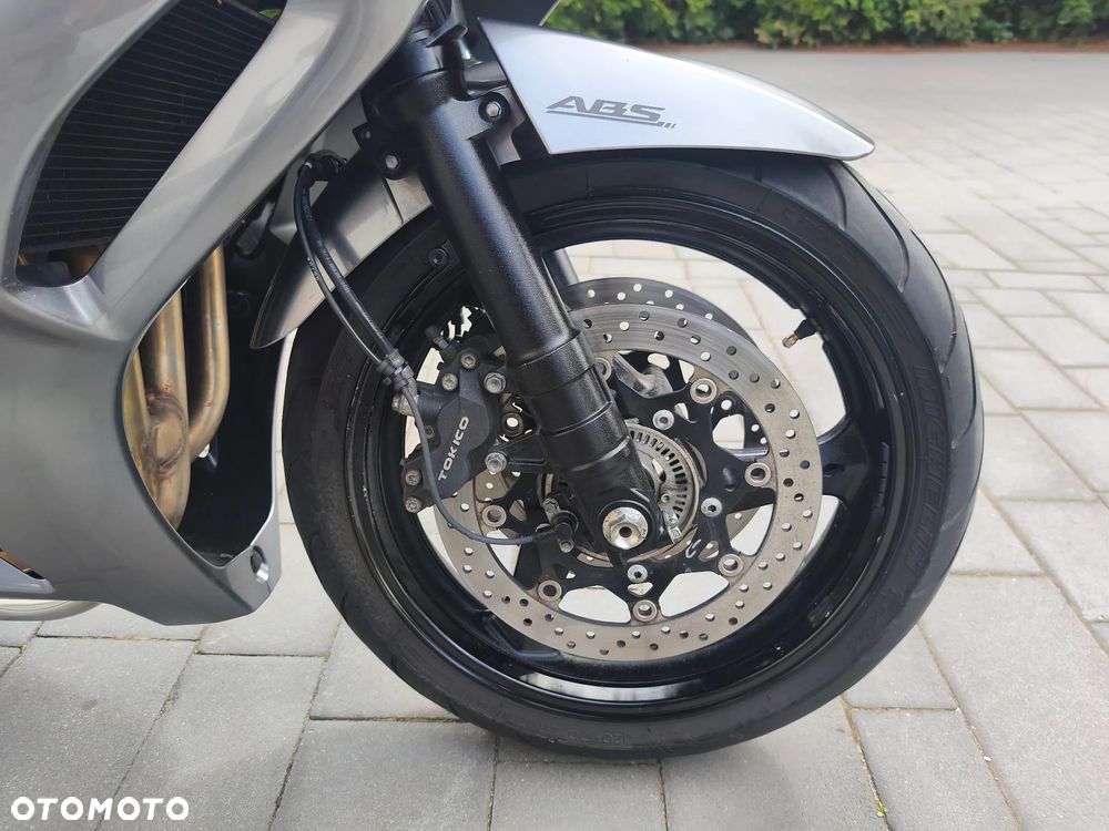 Suzuki Bandit - 11