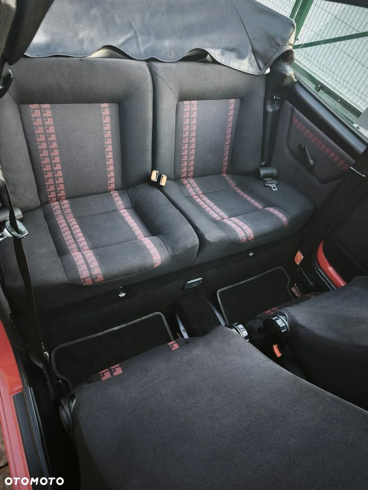 Volkswagen Golf - 11
