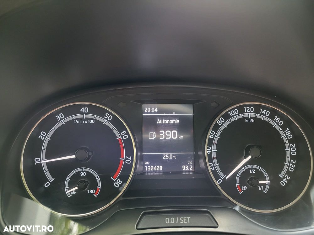Skoda Fabia 1.0 TSI 95 CP Essence - 9