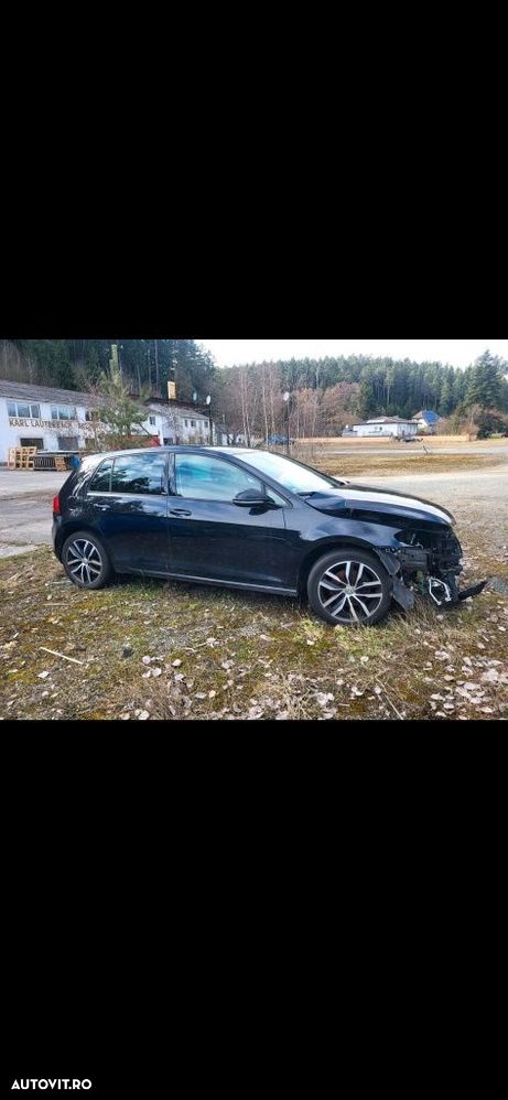 Dezmembrez VW Golf 7 2016 motor 1.6 CXXB culoare negru - 1