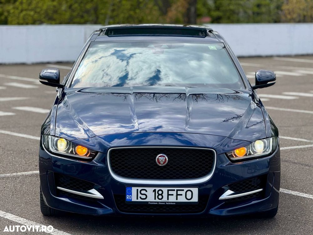 Jaguar XE 2.0 R-Sport - 2