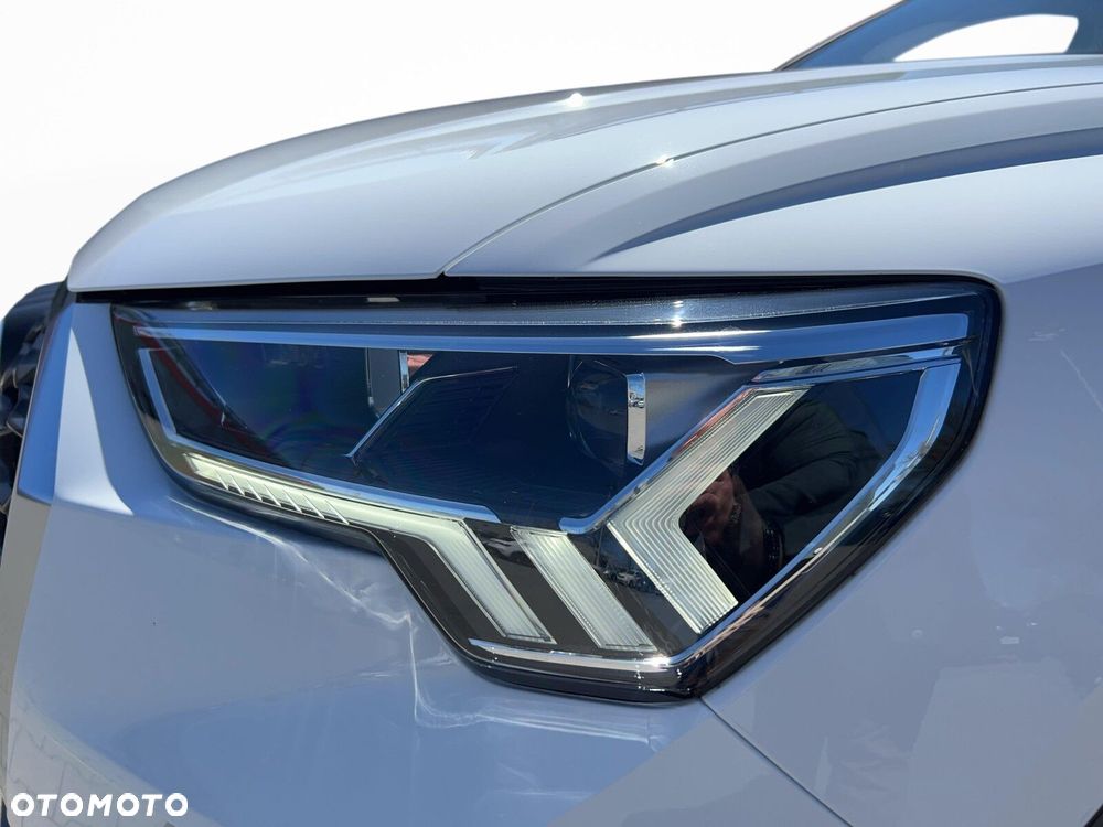 Audi Q3 Sportback - 12