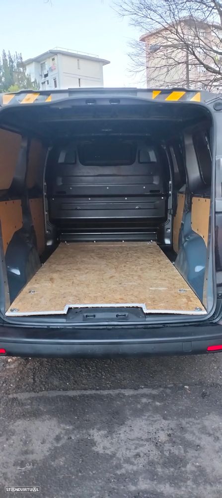 Peugeot Expert longa - 15