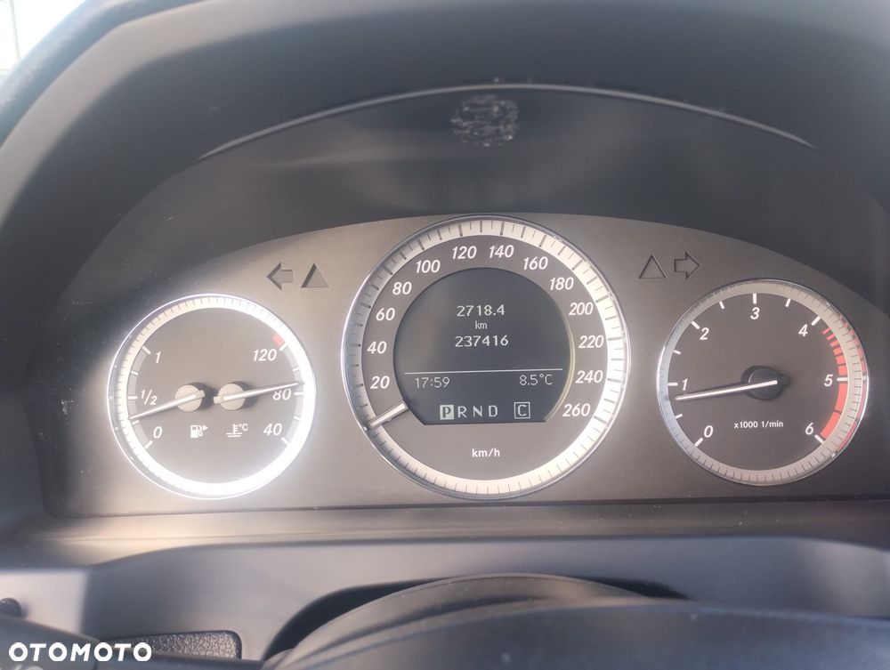 Mercedes-Benz Klasa C 200 CDI DPF Automatik - 9