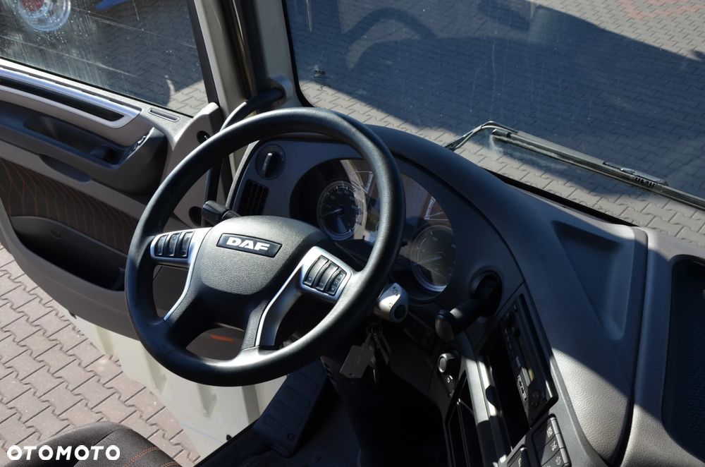 DAF XF 530 / 2021r / SUPER SPACE / KLIMA P. / ACC / RETARDER / 9100 - 22