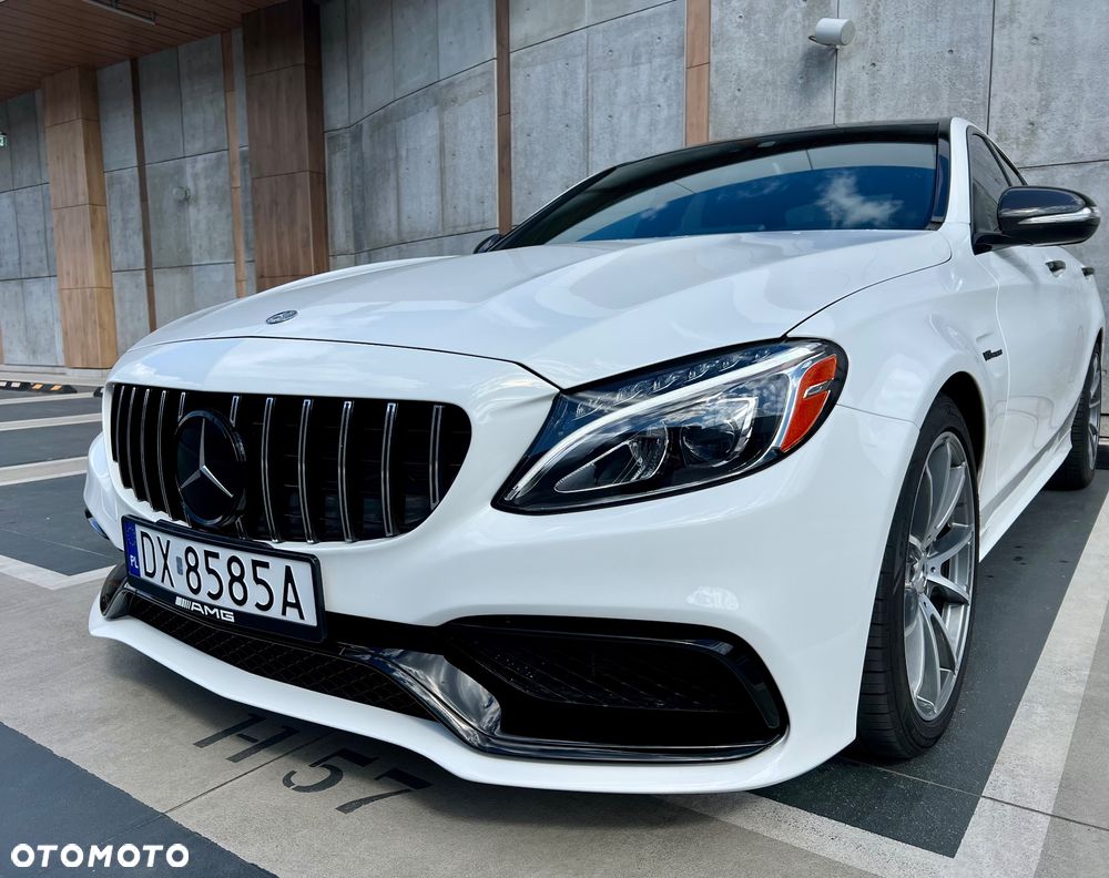 Mercedes-Benz Klasa C AMG 63 AMG Speedshift 7G-MCT - 4
