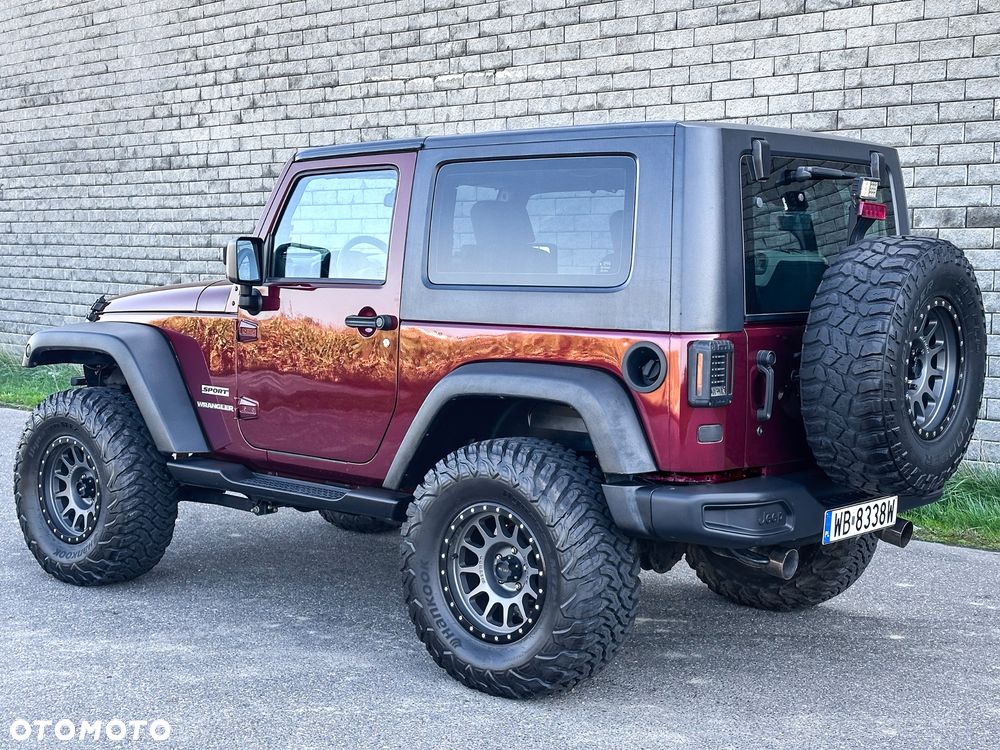 Jeep Wrangler - 4