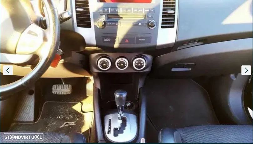 Citroën C-Crosser 2.4i Gasolina 4x4 Caixa Auto - 9