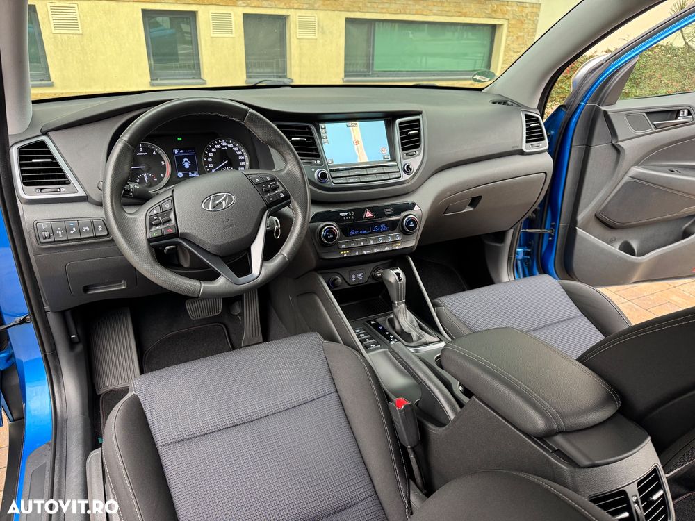 Hyundai Tucson blue 1.7 CRDi 2WD DCT Premium - 27