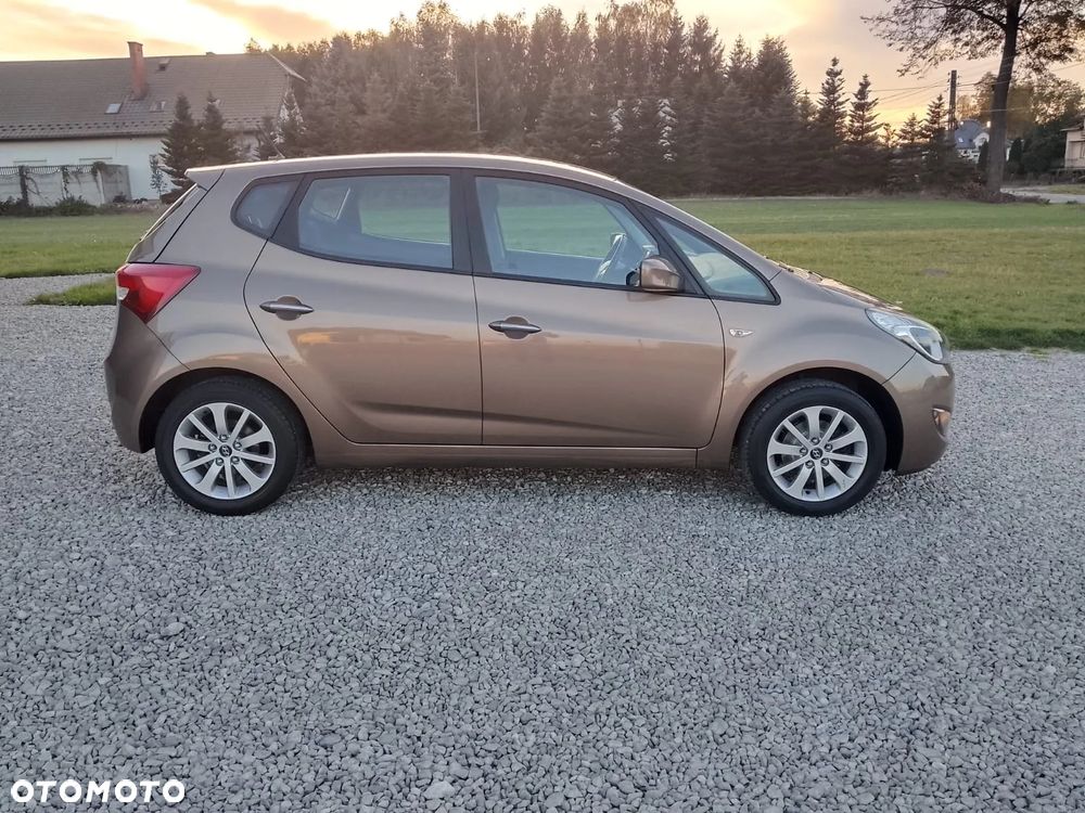 Hyundai ix20 1.4 Premium - 4